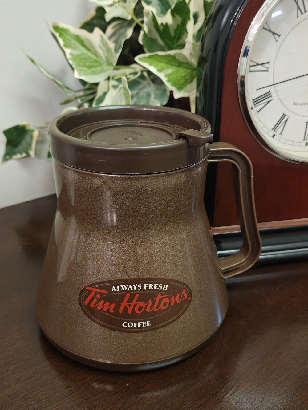 Vintage Tim Hortons Aladdin Travel Mug 20oz Brown Rare HARD To Find
